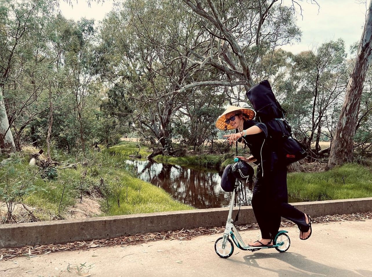 Uni rides his scooter from Melbourne to Cairns