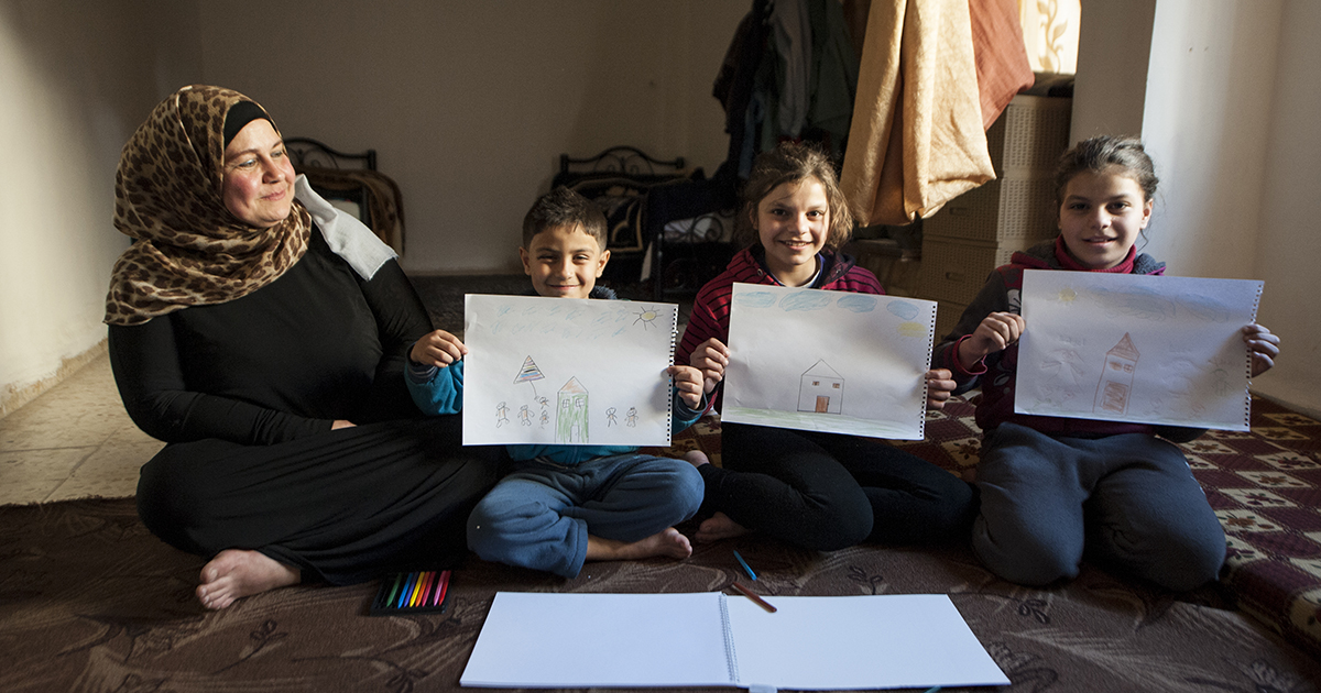 Facebook Emergency 08 Family Drawing