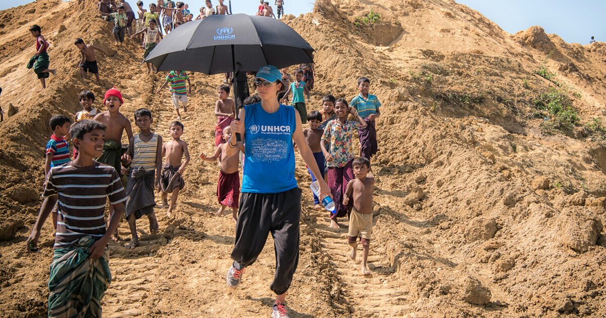 Phoebe Goodwin is an Australian architect helping refugees with building homes. 